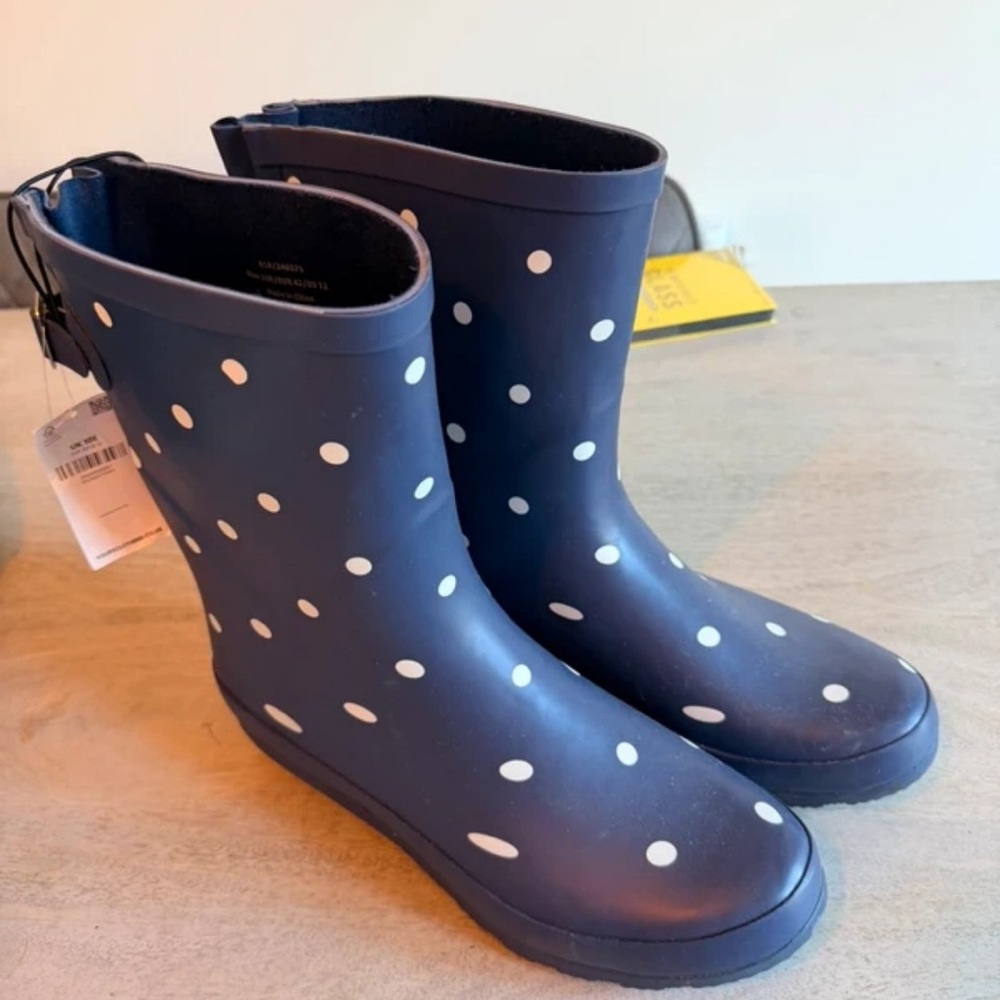 Women's Polka Dot Rain Boots